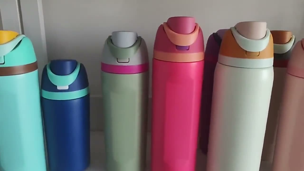 Fruit-series bottle with straw loop